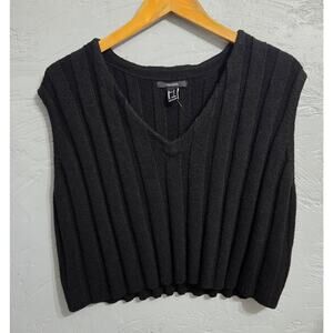 Forever 21 Black Sweater Vest Woman's Size Large